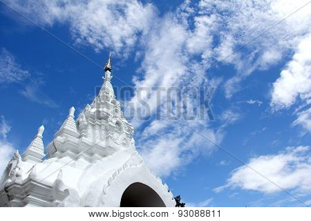 White Stucco Thai Buddhist Temple