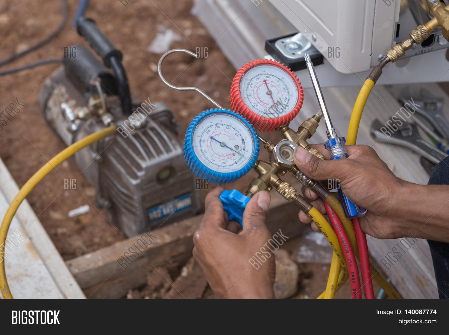 Vacuum Pump Evacuates Image & Photo (Free Trial) Bigstock