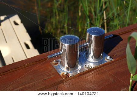 Boats parking - Mooring bitts for small the vessels