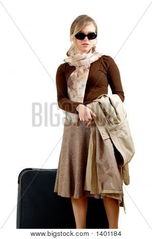 Büyük çanta ile kadın