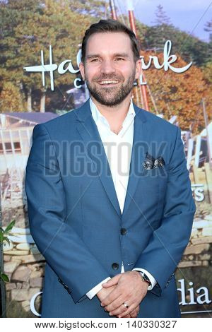 LOS ANGELES - JUL 27:  Geoff Gustafson at the Hallmark Summer 2016 TCA Press Tour Event at the Private Estate on July 27, 2016 in Beverly Hills, CA