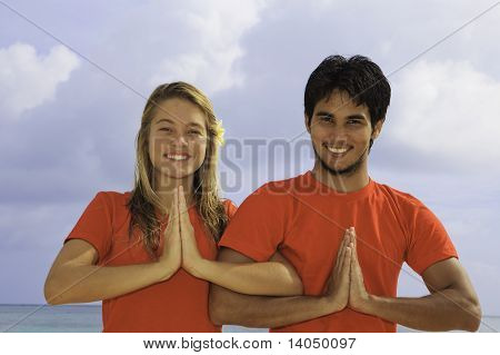 jong koppel doen yoga