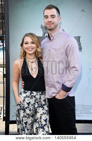 LOS ANGELES - JUL 19:  Sammi Hanratty arrives to the 