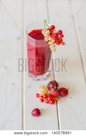 Smoothies Of Strawberries And Currants