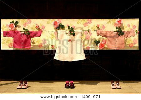 일본 스타일에 아름 다운 옷