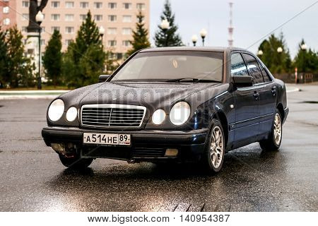 Mercedes-benz W210 E240
