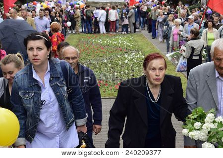 Ukraine, Kiev - 05.9.2016: People Celebrate The Day Of Victory In The Streets Of The City, A Militar