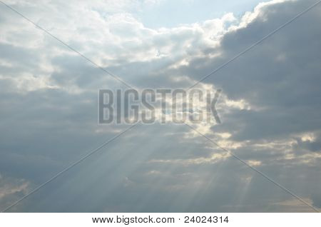 Raggio di sole nel cielo