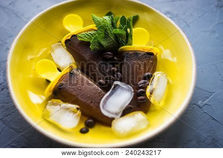 Coffee Lollypops With Mint
