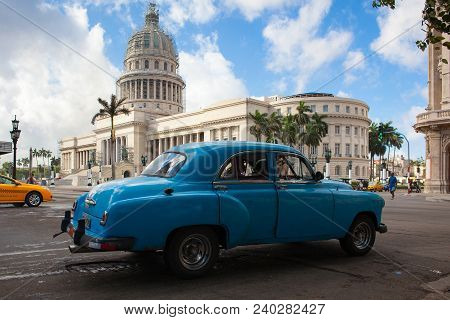 Havana, Cuba - January 22,2017: National Capitol Building In Havana, Cuba, Was The Seat Of Governmen