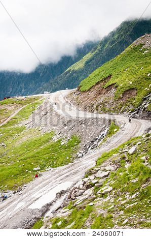 Strada in montagna