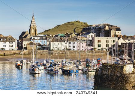 14 June 2017: Ilfracombe, North Devon, England, Uk - The Harbour On A Bright Sunny Morning In Summer