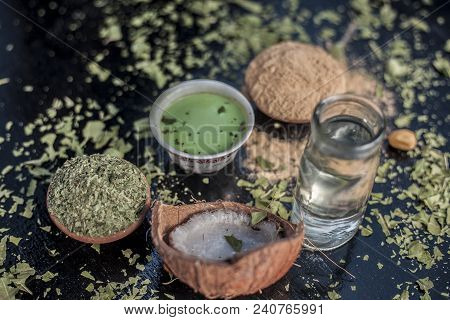 Ayurvedic Face Pack Of Coconut Water,fuller’s Earth Or Mulpani Mitti, Neem With Its Fruit And Dried