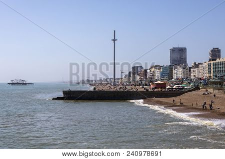 Brighton, Uk - May 4th 2018: A View From Brighton Pier Looking Along The Coastline Towards The Briti