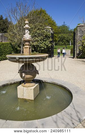 Arundel, Uk - May 5th 2018: A Fountain In The Gardens At Arundel Castle In West Sussex, Uk, On 5th M