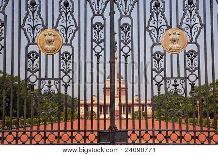 Rashtrapati Bhavan o ferro portões oficial residência Presidente Nova Deli na Índia