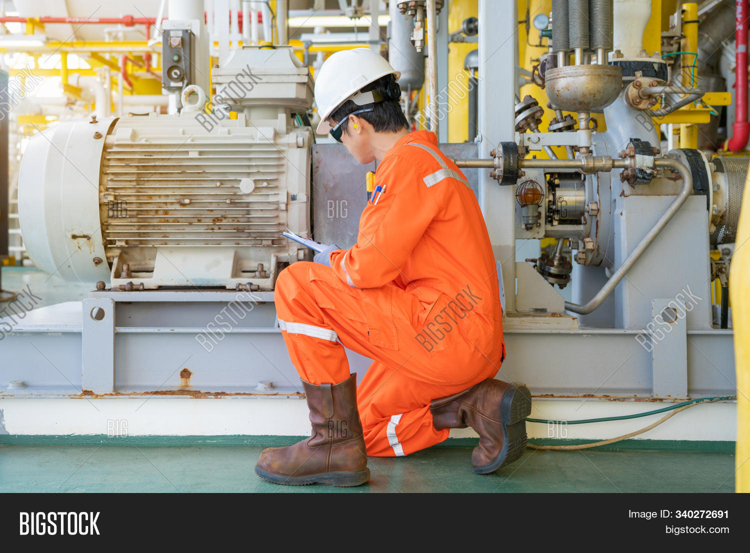 Mechanical Engineer Image & Photo (Free Trial) Bigstock