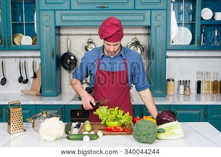 Change Your Oil. Weight Loss Product. Add To Your Diet. Health Benefits Of Organic Food. Man Pour Wi