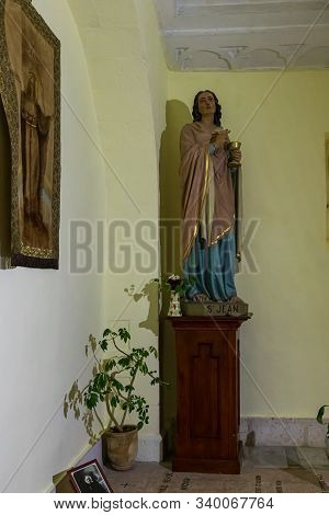 Jerusalem, Israel, December 07, 2019 : The Statue Of St. Jean In Interior Of The Our Lady Of The Ark