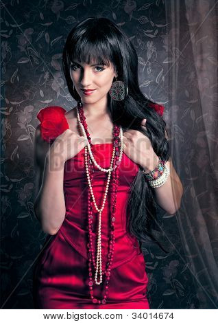 bella signora in rosso eveningdress