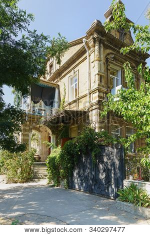 Evpatoria, Crimea, Russia-september 8, 2019: Luxury Villa On Duvanovskaya Street, 17 In The Resort T