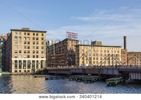 Boston, Usa - Sep 12, 2017: The Boston Wharf Company Sign At  263 Congress Street, At The Corner Of 