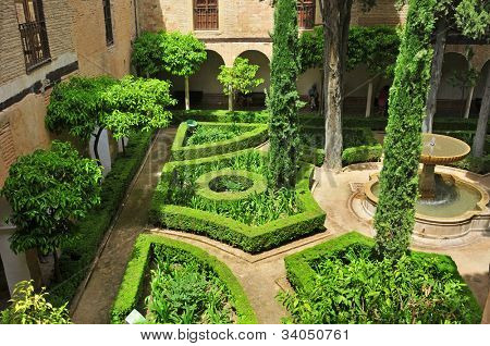 Granada, Spanien 19. Mai: Patio de Lindaraja in Alhambra am Mai 19, 2012 in Granada, Spanien. La alhamb