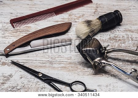 Vintage Barber Tools Dangerous Razor Hairdressing Scissors Old Manual Clipper Comb Shaving Brush