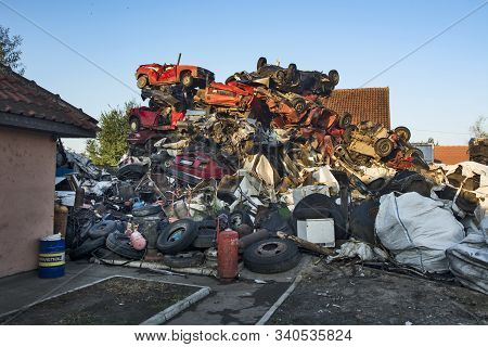 Car Scrap With Old And Damaged Cars