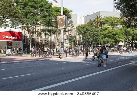 Sao Paulo - Sp, Brazil - November 17, 2019: Paulista Avenue On Sunday Open For People. Avenue Free F