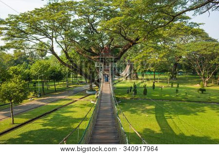 Girls scared of heights on suspension bridge in People's Park