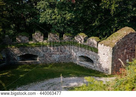 Litice Nad Orlici, Eastern Bohemia, Czech Republic, 11 September 2021:  Ruins Of Medieval Castle On 