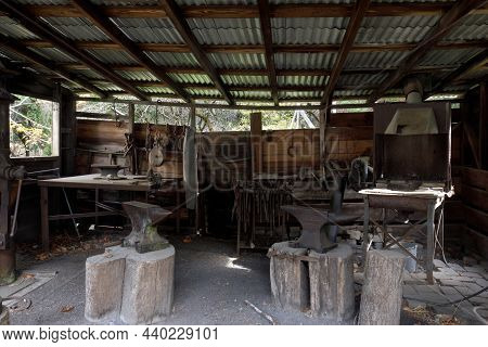 Los Altos Hills, California - November 18, 2021: Blacksmith Forge Built In 1860 To Service The Horse