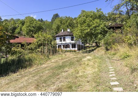 Нeighborhood Baba Stana In Village Of Oreshak, Bulgaria