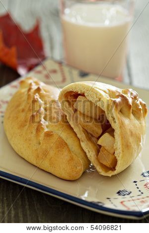 Yeast pastry with apples (pirogi traditional russian cuisine)