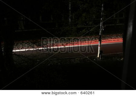 暗闇の中で失われた車