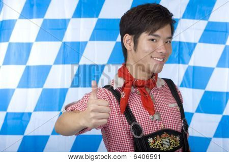 Ragazzo con bavarese Oktoberfest pantaloni di cuoio (lederhose) Visualizza Thumb