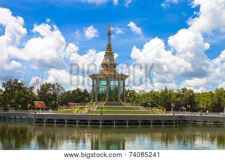 Wat Phakrung Temple