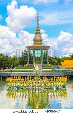 Wat Phakrung Temple