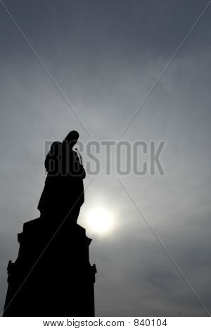 Statuer