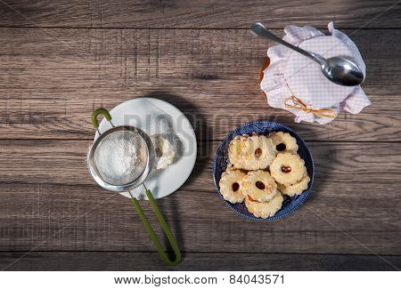 Canestrelli biscuit on wood table, vanilla cookies