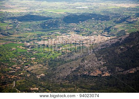 Small Village Alaro