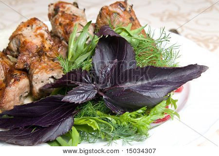salata tabak kızarmış et
