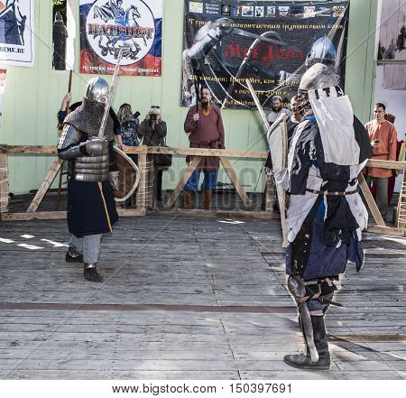 Rostov-on-Don Russia- October 01 2016: Fight knights in the arena of the park W. Cherevichkin