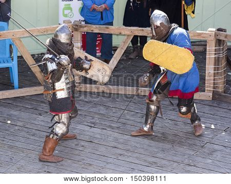 Rostov-on-Don Russia- October 012016: Fight knights in the arena of the park W. Cherevichkin