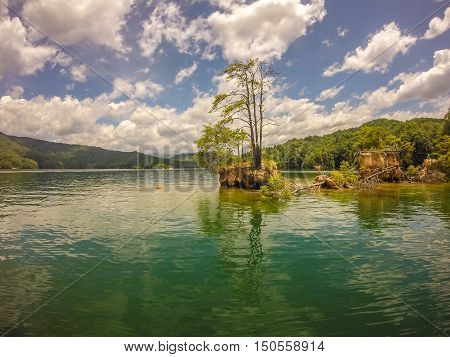 Beautiful Landscape Scenes At Lake Jocassee South Carolina