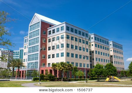 Design moderno costiere Office Building