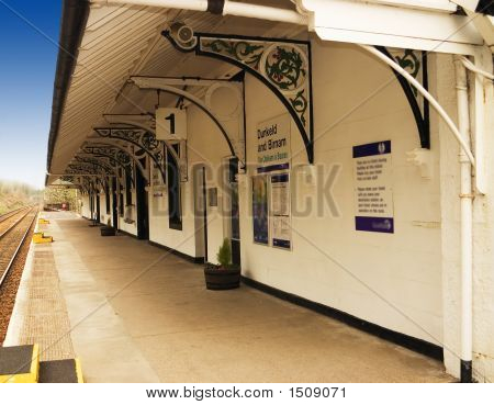 Tren İstasyonu