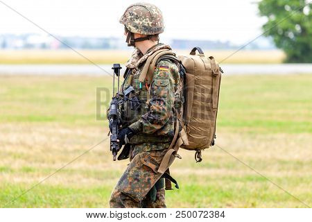 Feldkirchen / Germany - June 9, 2018: German Soldier On An Exercise At Open Day On Day Of The Bundes