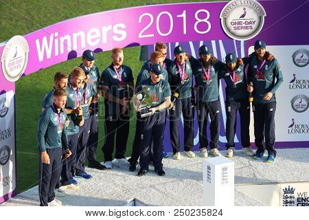 LEEDS, ENGLAND - JULY 17: England with the trophy after winning the 3rd Royal London One day International match and series between England and India at Headingley Cricket Ground on July 17, 2018